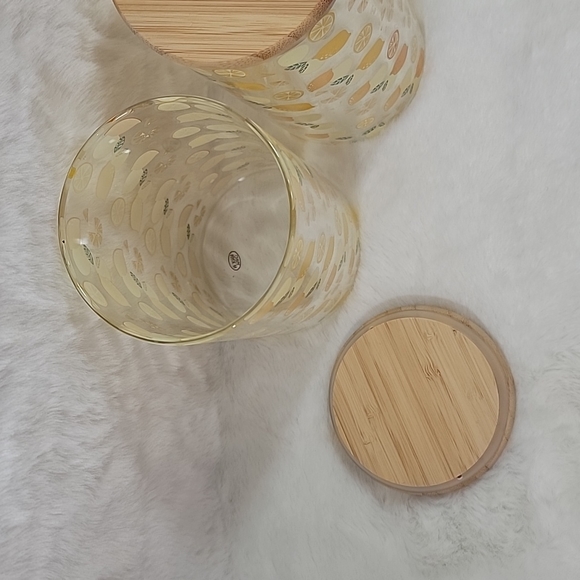 2 Lemon Glass Canisters with Wood Lids - Picture 3 of 4